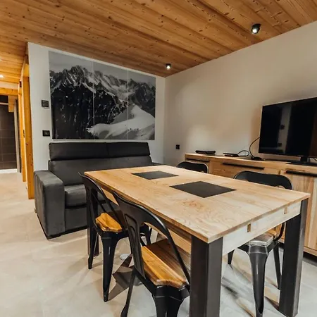 Vouvy Furnished Flat Apartamento